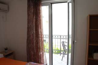 Апартаменты Mitko Apartments Будва Апартаменты с общей ванной комнатой-9