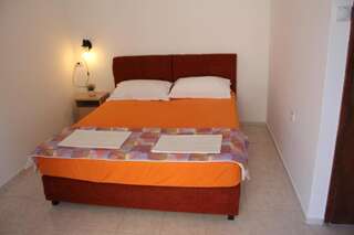 Апартаменты Mitko Apartments Будва Апартаменты с общей ванной комнатой-15